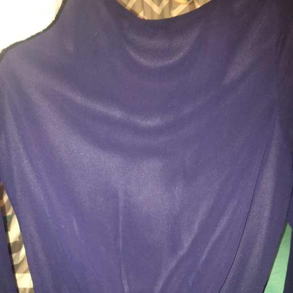 Gorgeous boutique romper with bell sleeves - Picture 3 of 4